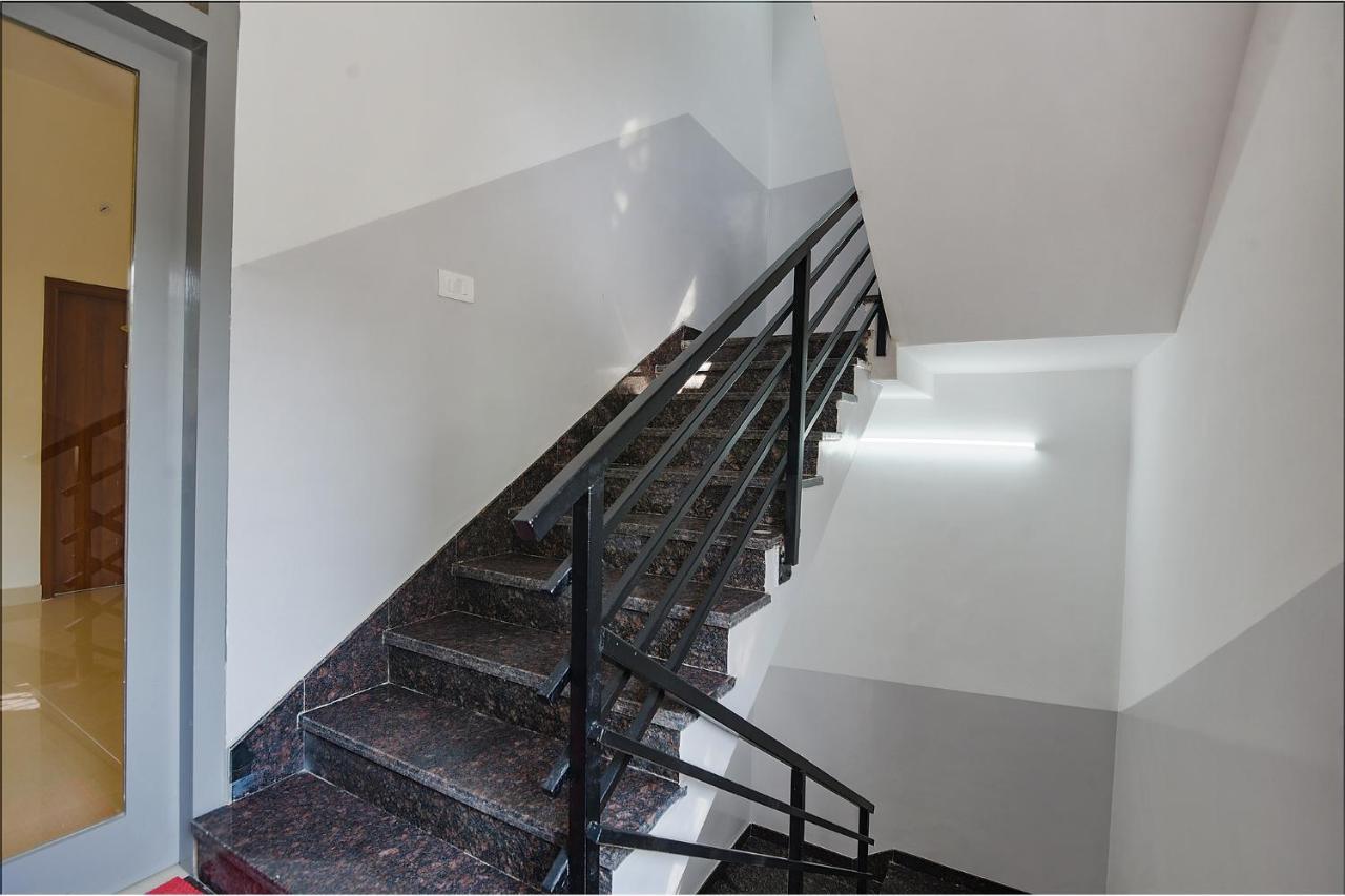 העיר בנגלור Fabhotel Gr Lake View - Btm Layout מראה חיצוני תמונה
